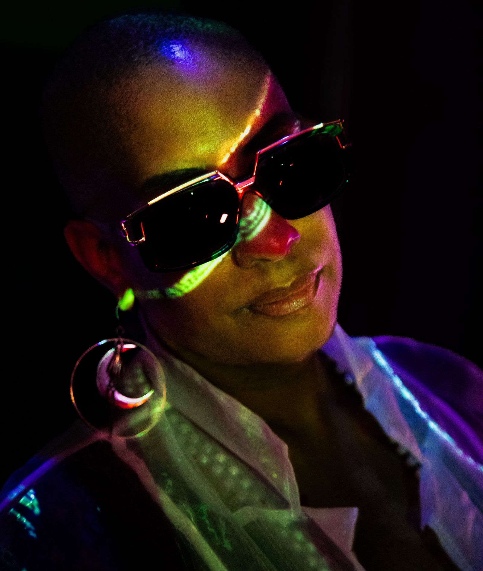 Sharlese not having it with colored lights