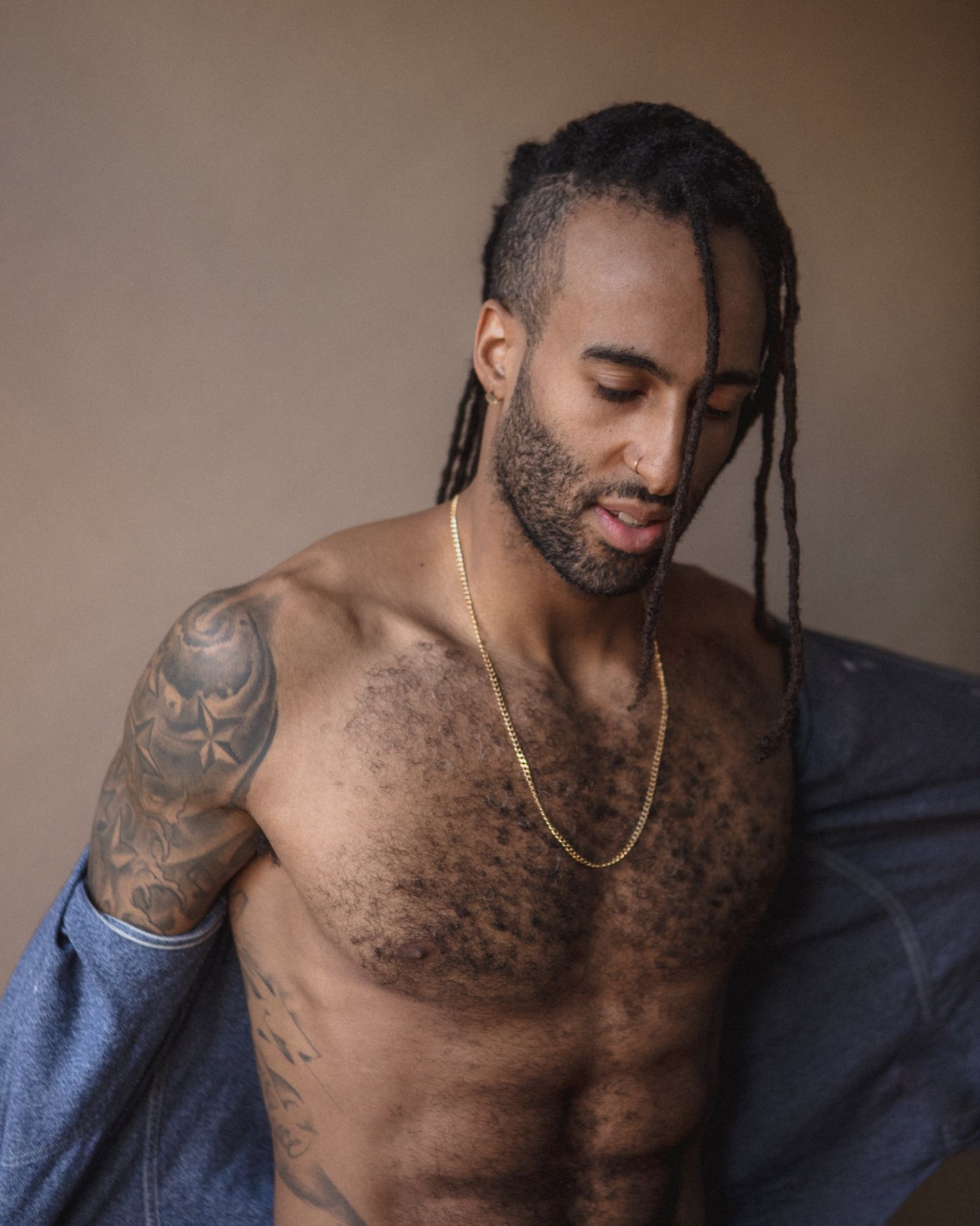 Matthew K. Addison — Physique